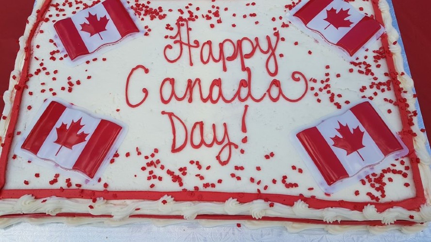 Happy Canada Day cake